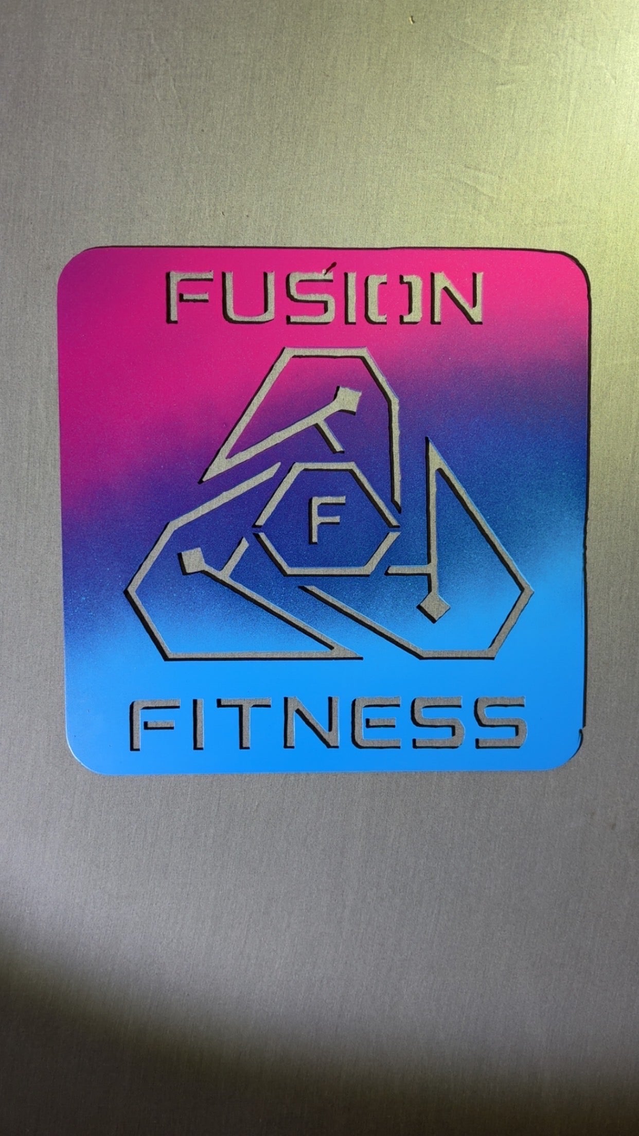 CUSTOM 1'X1' METAL LOGO